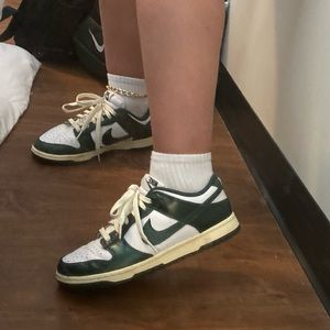 Nike vintage green dunks